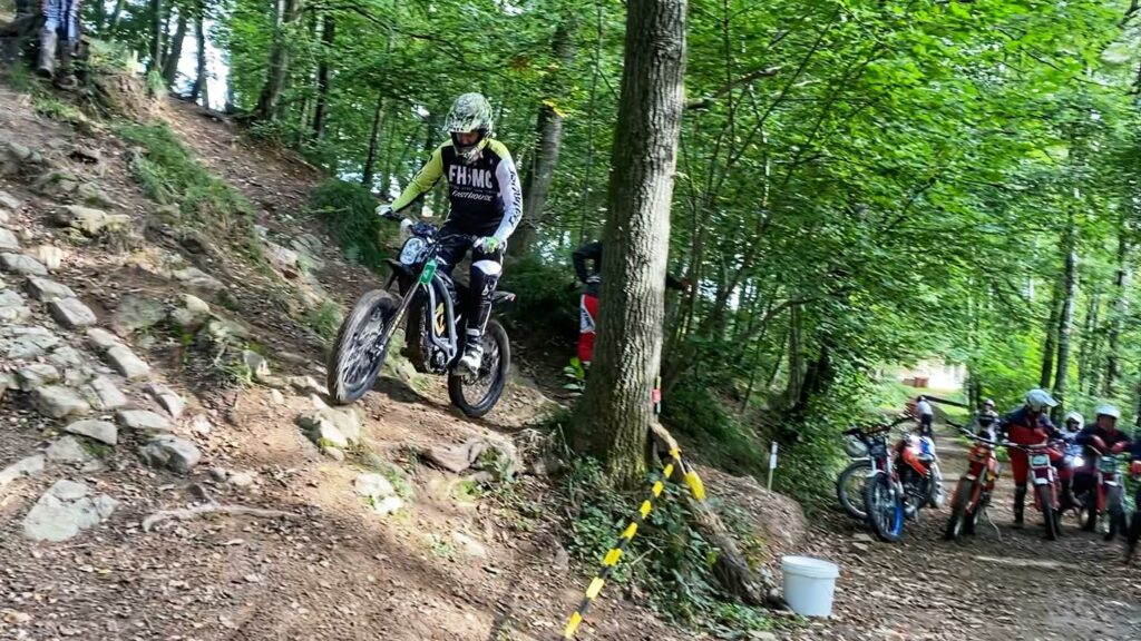 Endurofun Surron Trial opleiding - wedstrijd 7