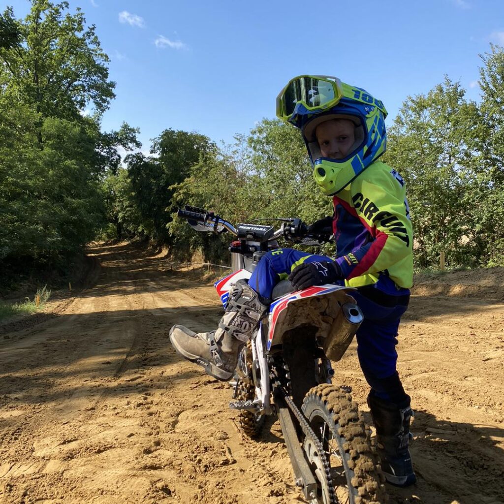 Endurofun Cross terrein rijden 2023-24