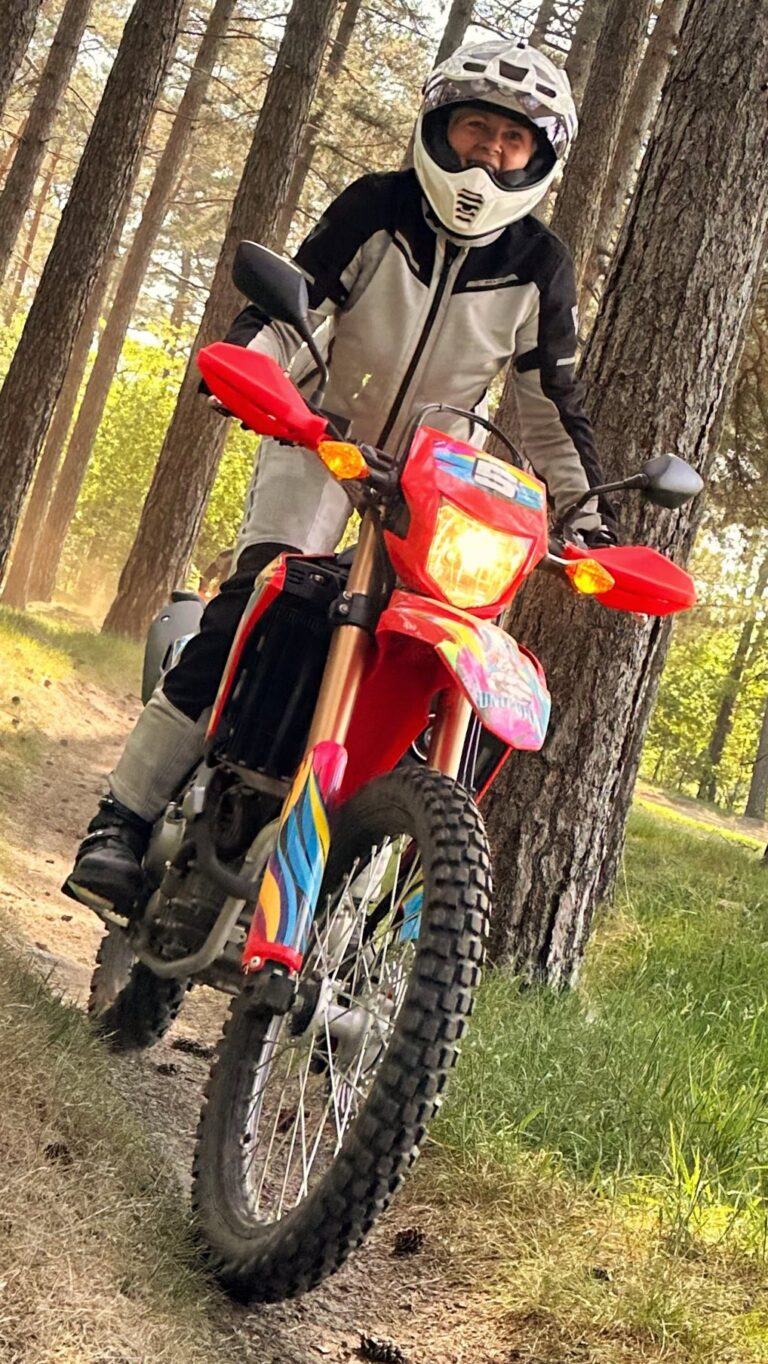 Endurofun start2Enduro huurmotoren Enduro Basis Cursus 3-05-2025 - 002
